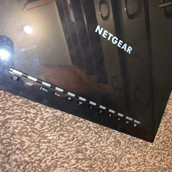 Netgear AC1750 Smart Wifi Router - Picture 4 of 5